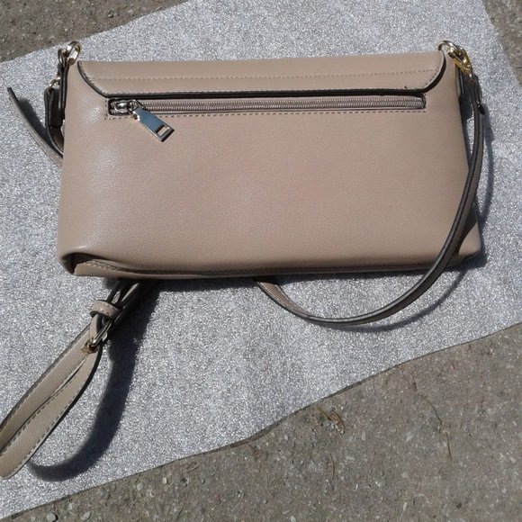 NWOT Envelope cross-body bag - Picture 5 of 5